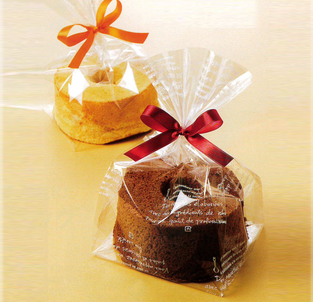 国産で高品質の和材料にこだわった製菓材料を取り揃えており、毎週開催中のお菓子教室「スイーツ・サークル」では季節ごとの創作料理を作っております